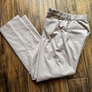 Uniqlo Women’s Tan Dress Pants Size XS